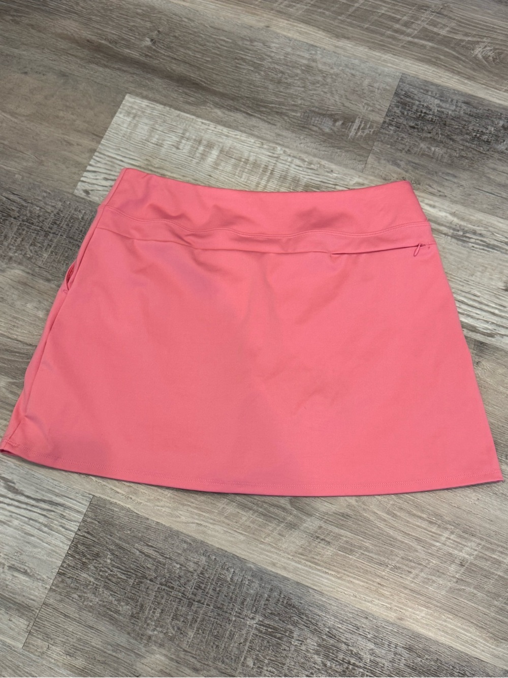Tommy Bahama golf Coral Active Skort large